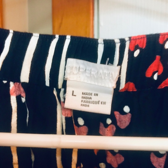 Festive skirt 🎉 - Picture 2 of 2